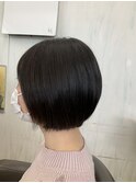 ショートボブ