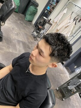 フランクスバーバーリベラルド 横浜(FRANK'S BARBER LIBERALD) ミドルフェードU