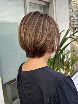 メゾンドブルー(Maison de blue) 脱白髪染め!白髪ぼかしハイライト