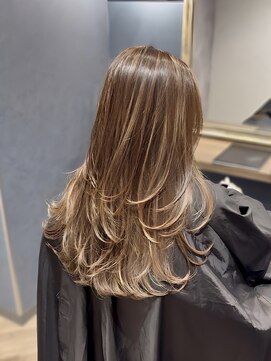 ラビマーニ 箕面店(Labimani) 【Labimani】レイヤーカット×白髪ぼかし(ハイライト)