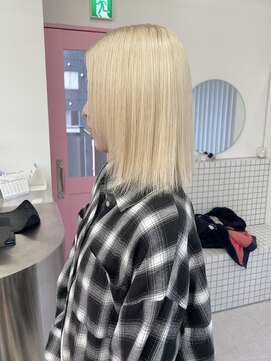 ミテ ナゴヤ(mite nagoya) ブロンド / ホワイトブロンド