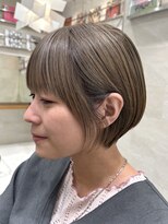 ピークアブー 原宿ハラカド(PEEK-A-BOO) ☆丸みショートボブカットブリーチ透明感カラー原宿30代40代