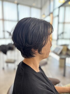 クレイン バイ パプスドコワフュール 宝塚中山寺(Crane by Pap'sde coiffeur) トップふんわり大人ショート