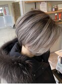 シャドールーツ／ホワイトベージュ／大人前下がりボブ／小顔
