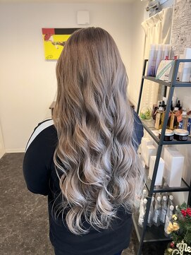 ウィールスター(Wealstar) ホワイトグレージュ○