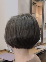 ココ(CO_CO) 耳かけ可　小顔　ミニボブ