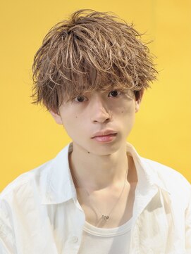 オーシャントーキョー 渋谷(OCEAN TOKYO) ハイトーンカラーセンターパートシースルーマッシュ韓国ヘア