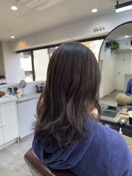 ファブ 銀座(fav) セミロングレイヤースタイル　ナチュラルグレージュ