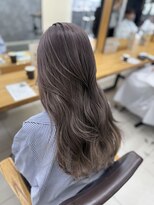 ラウル(Laulu)&nbsp;イメチェン/ホワイトブロンド/外ハネボブ/美髪/佐倉