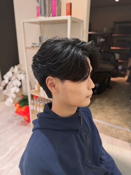 バース 梅田中崎町店(BIRTH) ニュアンスパーマセンターパートフェザーパーマ大阪パーマ