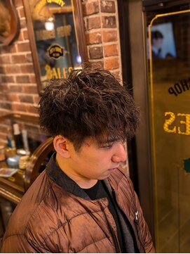 バレス 田町(BALES) <理容室>[メンズ/床屋/シェービング/ヘッドスパ/田町/芝浦]