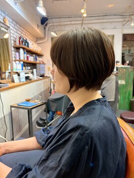 ポタム 東中野(potamu) 前下がりショートボブ