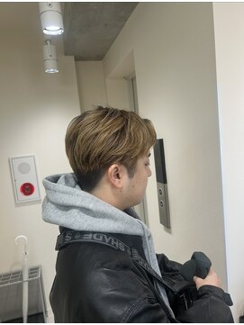 ナビバイケンジ(NaVI by KENJE) フェザーカット