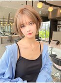 １０代２０代丸みくびれハイトーンボブっぽショート