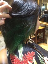 サロンドミルク 原宿(salon de MiLK)&nbsp;【サロンドミルク】ノームコア風グリーンインナーカラー