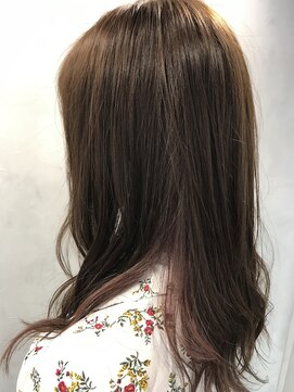 エイトセカンド 新宿三丁目店(EIGHT second) インナーカラー/ピンクベージュ