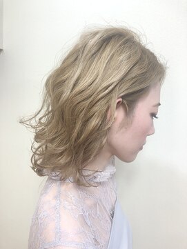 モ ディープ 泰夢(mo’Deep 泰夢) ヨーロピアンベージュ