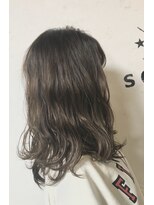 ヘアーアンドスパソシット(HAIR&SPA SOCIT) 外国人風セミロング