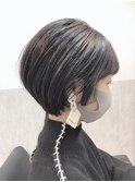 ショートボブ