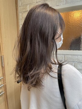 ニア 清澄白河(nir) 〈清澄白河 半個室〉レイヤーミディアム/ミルクティーベージュ