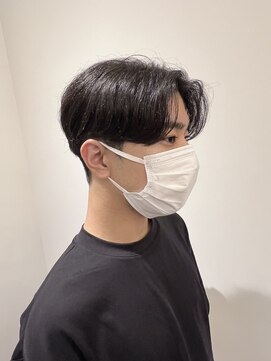 リリアーナ(LILIANA) 【LILIANA】癖を活かしたセンターパート