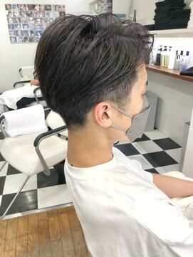 ヘッズ 本八幡店(HEADS) MEN'S HAIR センターパート ツイストスパイラル コンマヘア