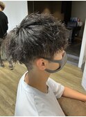 メンズヘアフェザーパーマサーフカール刈り上げセンターパート