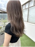 ロング×くすみベージュ