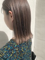 エウペ 渋谷(WEUPE)&nbsp;斜めバング/グレージュカラー/デザインカラー/シルキーベージュ