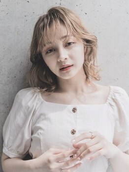ロサ ブランシェ バイ エスト(Rosa Blanche by est)の写真/【北千住駅徒歩8分】《カット+アディクシーカラー+Tｒ¥6600》Wカラーやハイライトも◎話題の商材取扱い♪