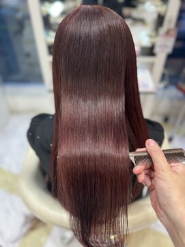 リー 梅田(Lee) プレミアム髪質改善　ワインレッド