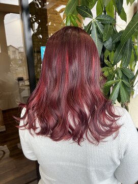 エ フュチュール(et Futur) ピンクレッド