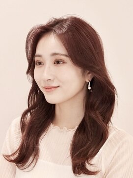 アンベリールフルー(EMBELLIR fleur) 大人のフェミニンカール　３０代４０代５０代　表参道