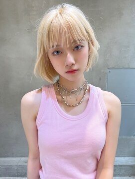 エイミー(Aimee) Aimee 町田 丸みボブ×ホワイトブロンド