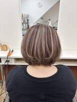 ヘアアートヒサ(HAIR ART hisa)&nbsp;大人ショートボブ ハイライト