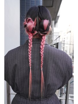 シィーム(cime) ヘアセット ツインアレンジ