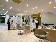 オズ 郡山駅前店(OZ)の雰囲気（落ち着いた雰囲気の中にも、今っぽさを感じるトレンドサロン◎）