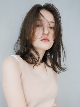 ギークス(GEEKS) 【GEEKS渋谷】ハッシュカット/ミディアムレイヤー/冬カラー/小顔