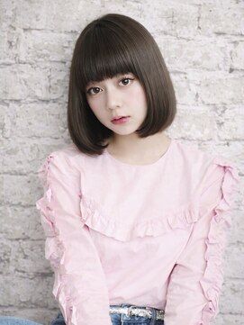 フラッグ バイ ヘッドライト 名古屋金山店(FLAG by HEADLIGHT) 韓国風レイヤー/外ハネくびれ/ミディアムレイヤー/ぱっつん前髪