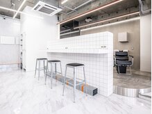 クレジットカードはつかえますか？また、領収書はいただけますか？ (おもろまち駅/メンズ/メンズカット)