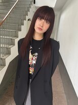トリッカ シブヤ(TRICCA SHIBUYA)&nbsp;ダークレッドカラー/姫カット/ぱっつん前髪/艶ストレートヘア