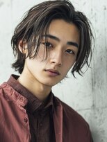 プラスリブ(Plus Lib) センターパートミディアムウルフ×ハイライトカラー