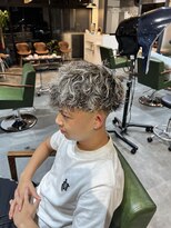 ラッシュヘアエン(Rush hair en)&nbsp;メンズパーマ×ハイライト