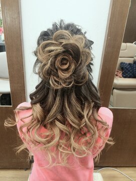 プードゥ(Puo-Du) ハーフアップ