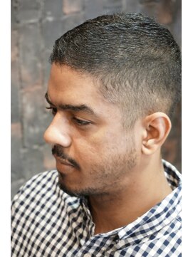 ヘアー クリエイト カルバリ(HAIR CREATE Calbari) フェードベリーショート