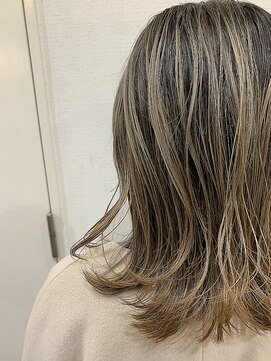 アールサロン オカザキ(Rr salon.OKAZAKI) シアンベージュ【Rr SALON】