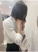 オリーブグレージュ