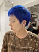 ベリーショートボウズヘア刈り上げハイトーンブルーカラー