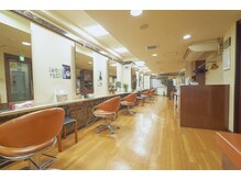 ノーブルパールの雰囲気（美容の本場、銀座で長く親しまれています【東京駅/白髪染め】）