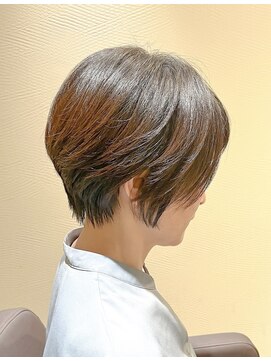 ベロー(BeLLo) 襟足スッキリ/ショート/くびれショート/短め